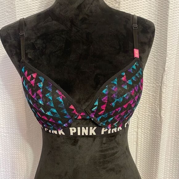 PINK Victoria’s Secret wear everywhere Demi Size 32C NWT - Picture 1 of 4